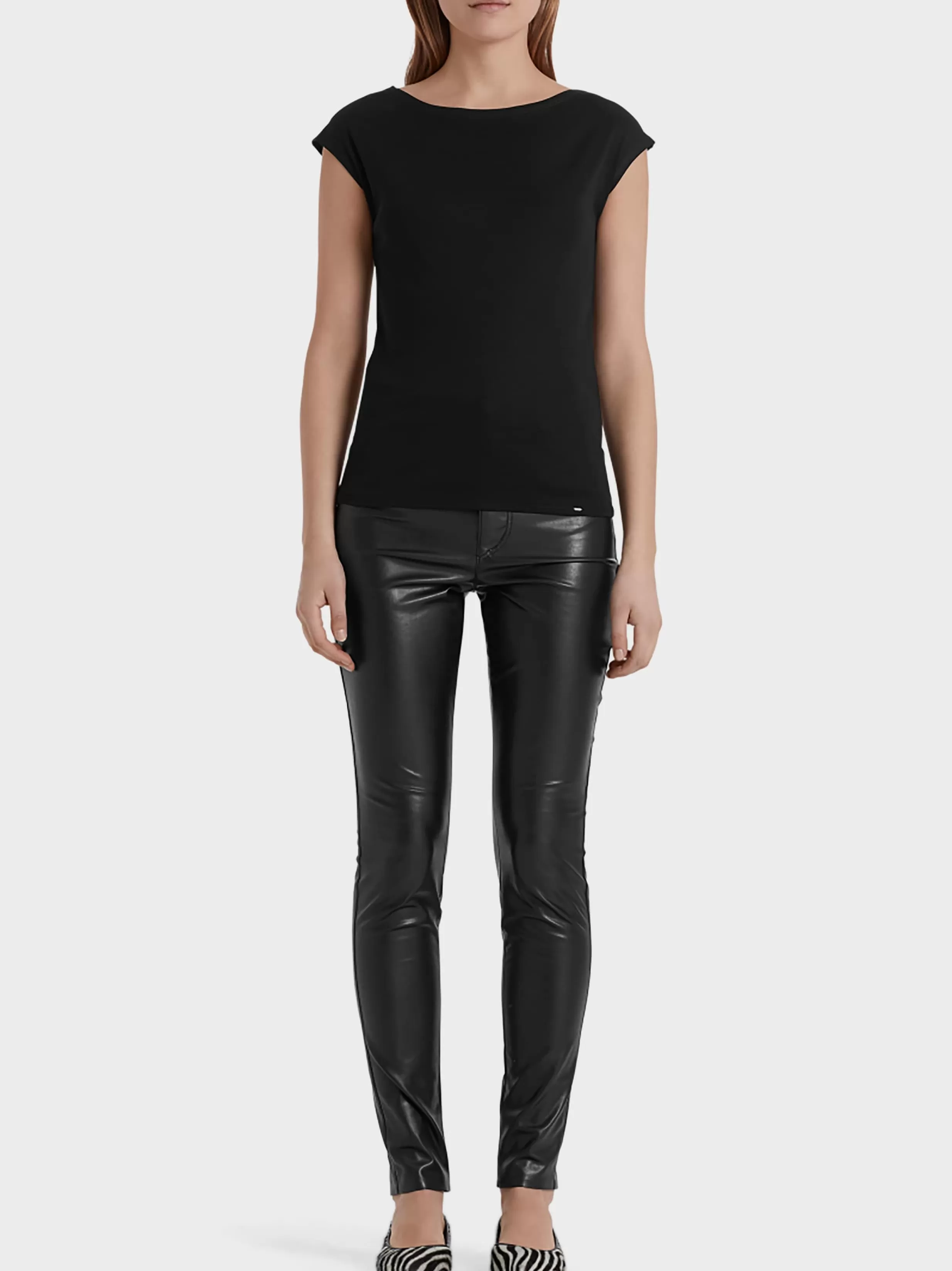 Fashion Marc Cain Basic-Shirt mit weitem Ausschnitt black