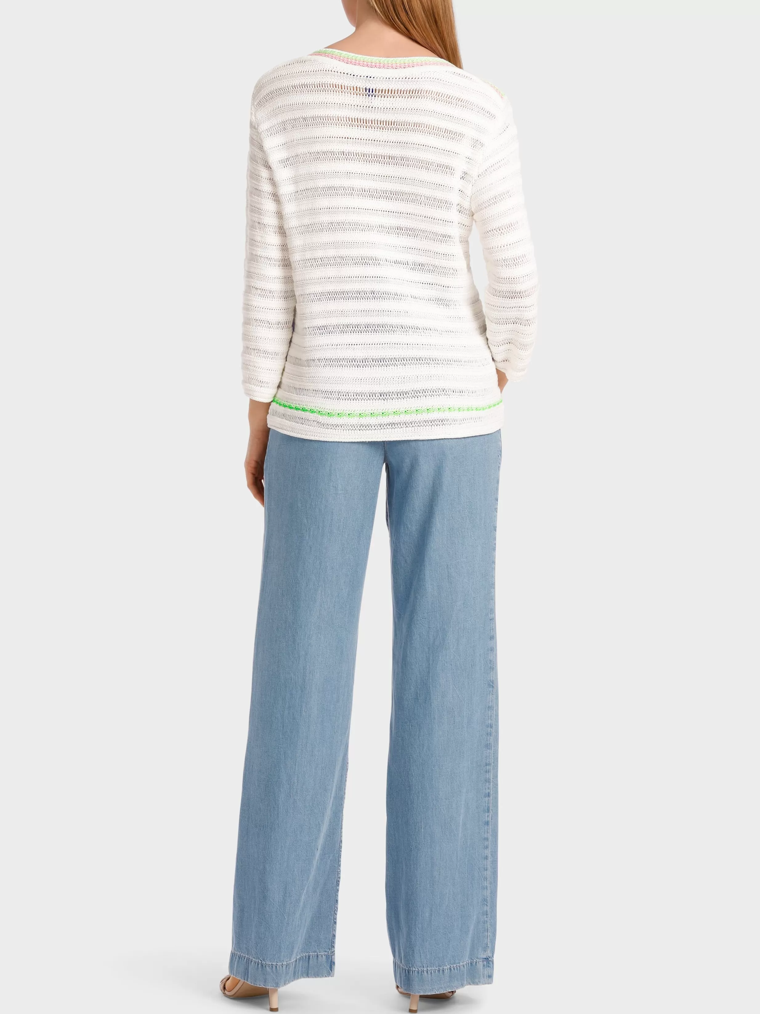 Shop Marc Cain Bedruckter Sweater Knitted in Germany off-white