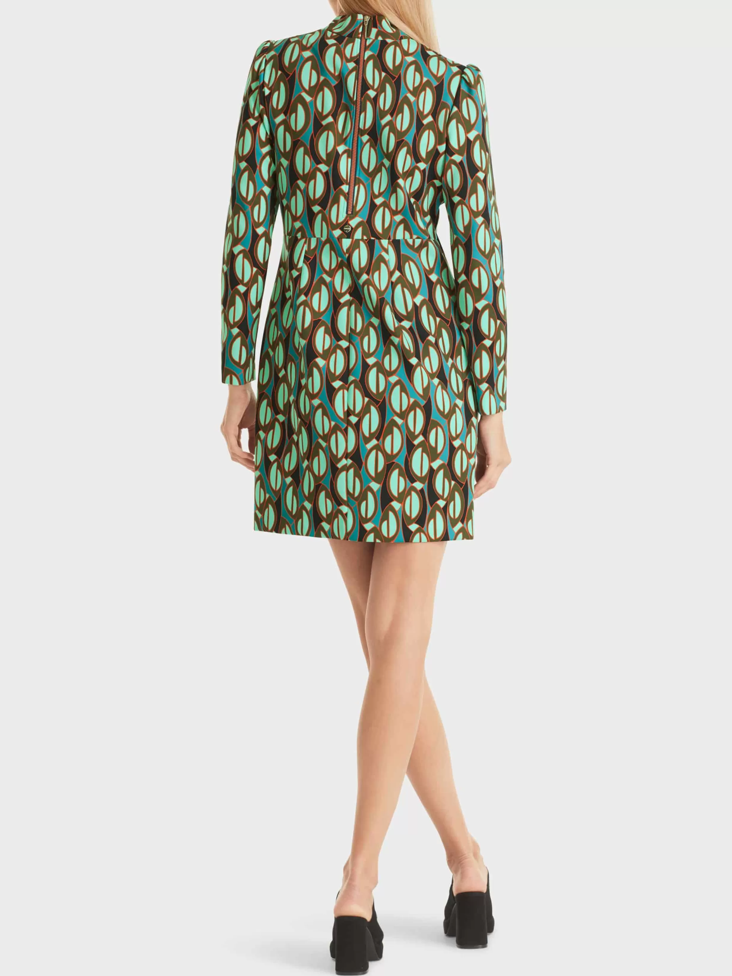 New Marc Cain Figurnahes Kleid im farbenfrohen Dessin soft malachite