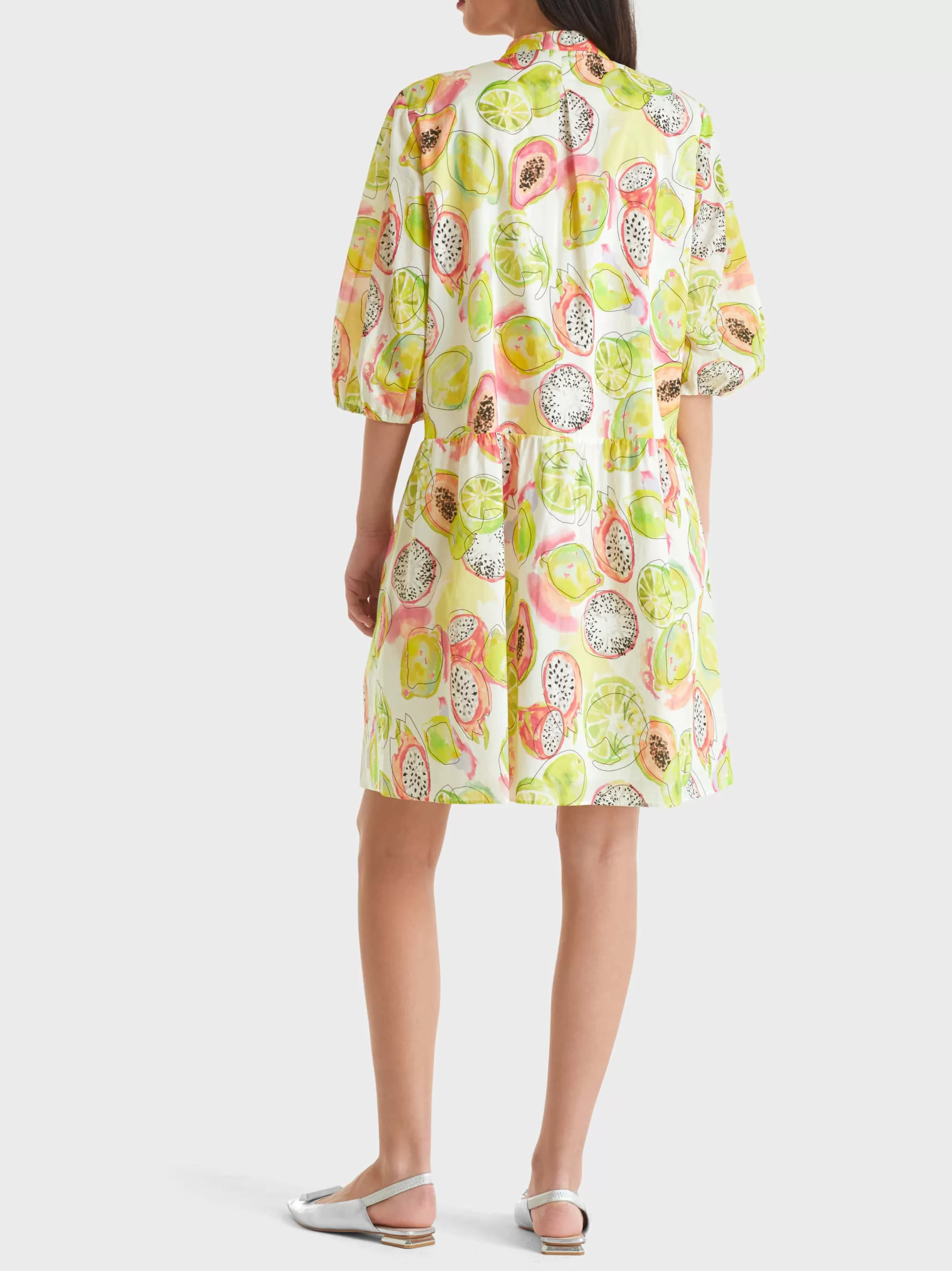 Shop Marc Cain Kleid aus Baumwolle pale lemon