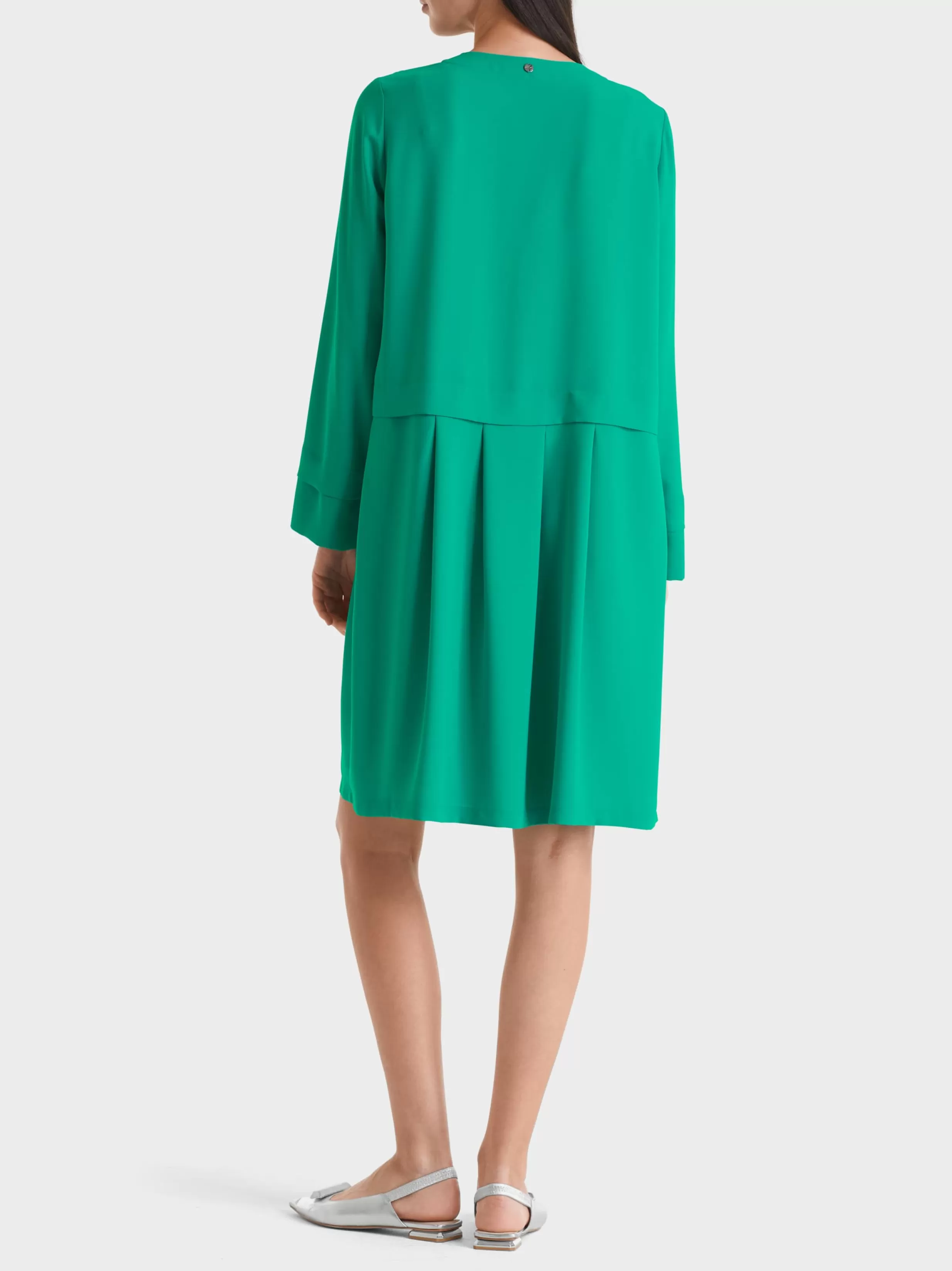 Online Marc Cain Kleid mit Faltenrock bright malachite