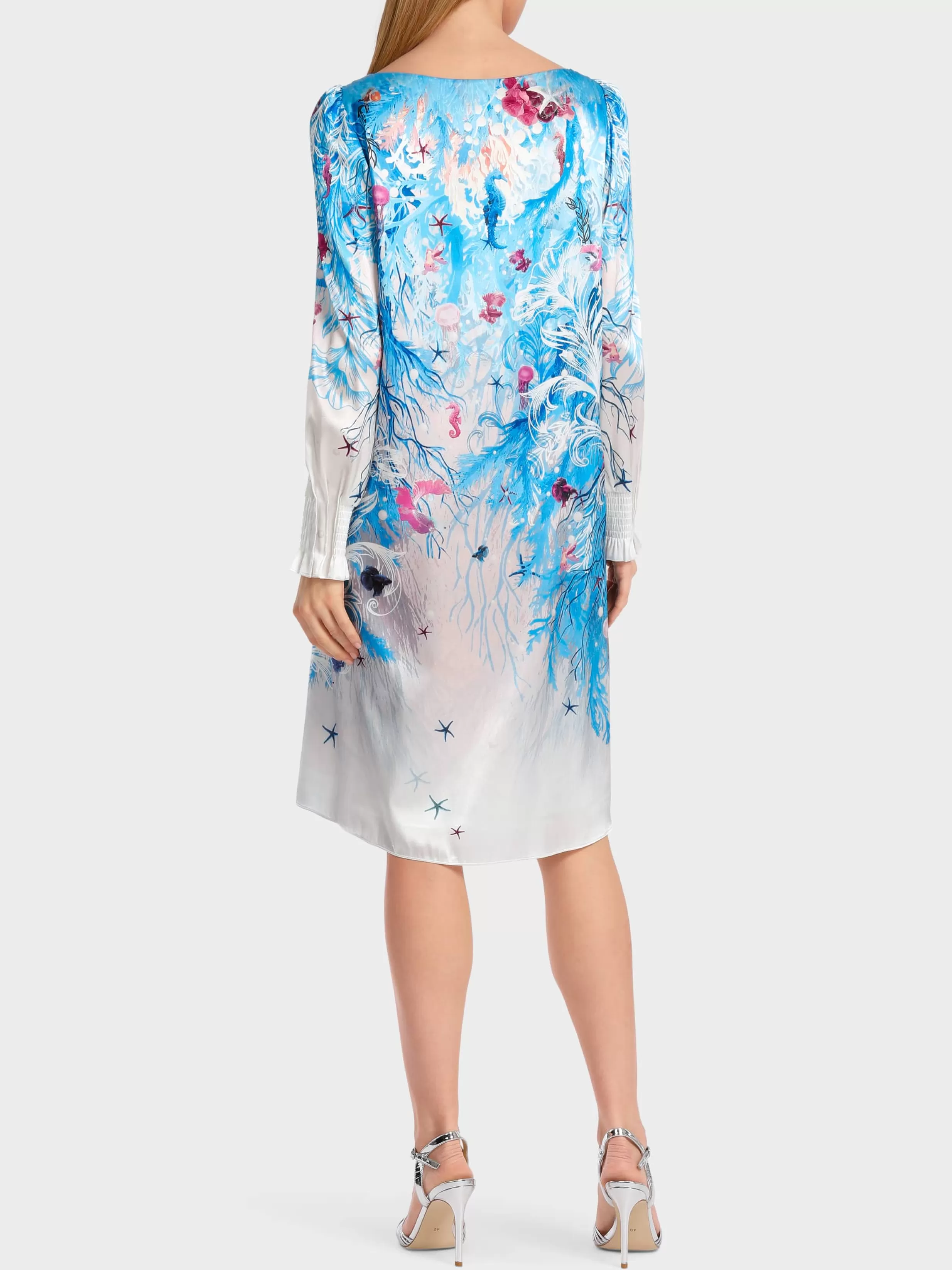 Shop Marc Cain Kleid mit Unterwasserdessin light azure