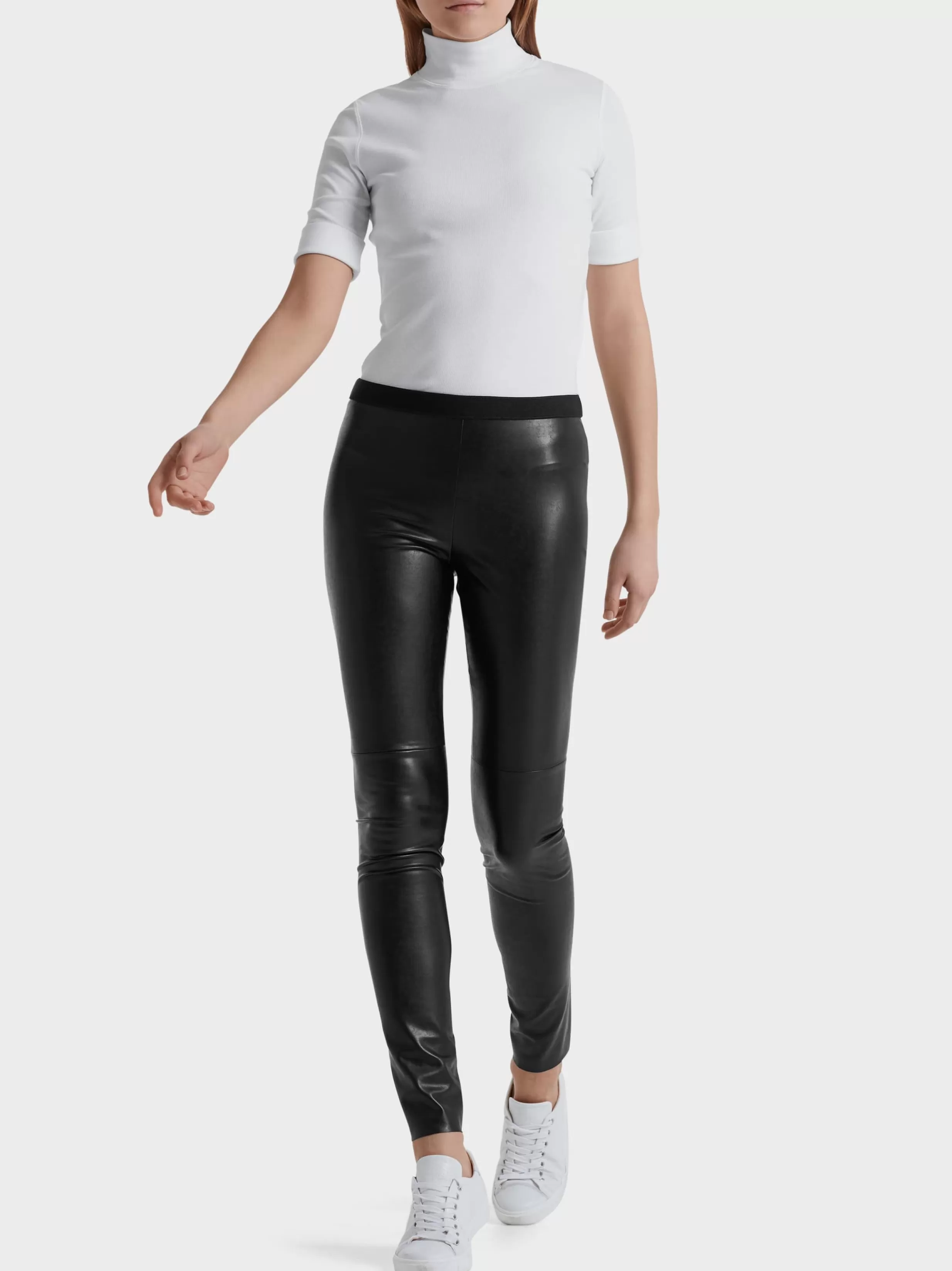 Store Marc Cain Leggings aus Kunstleder black