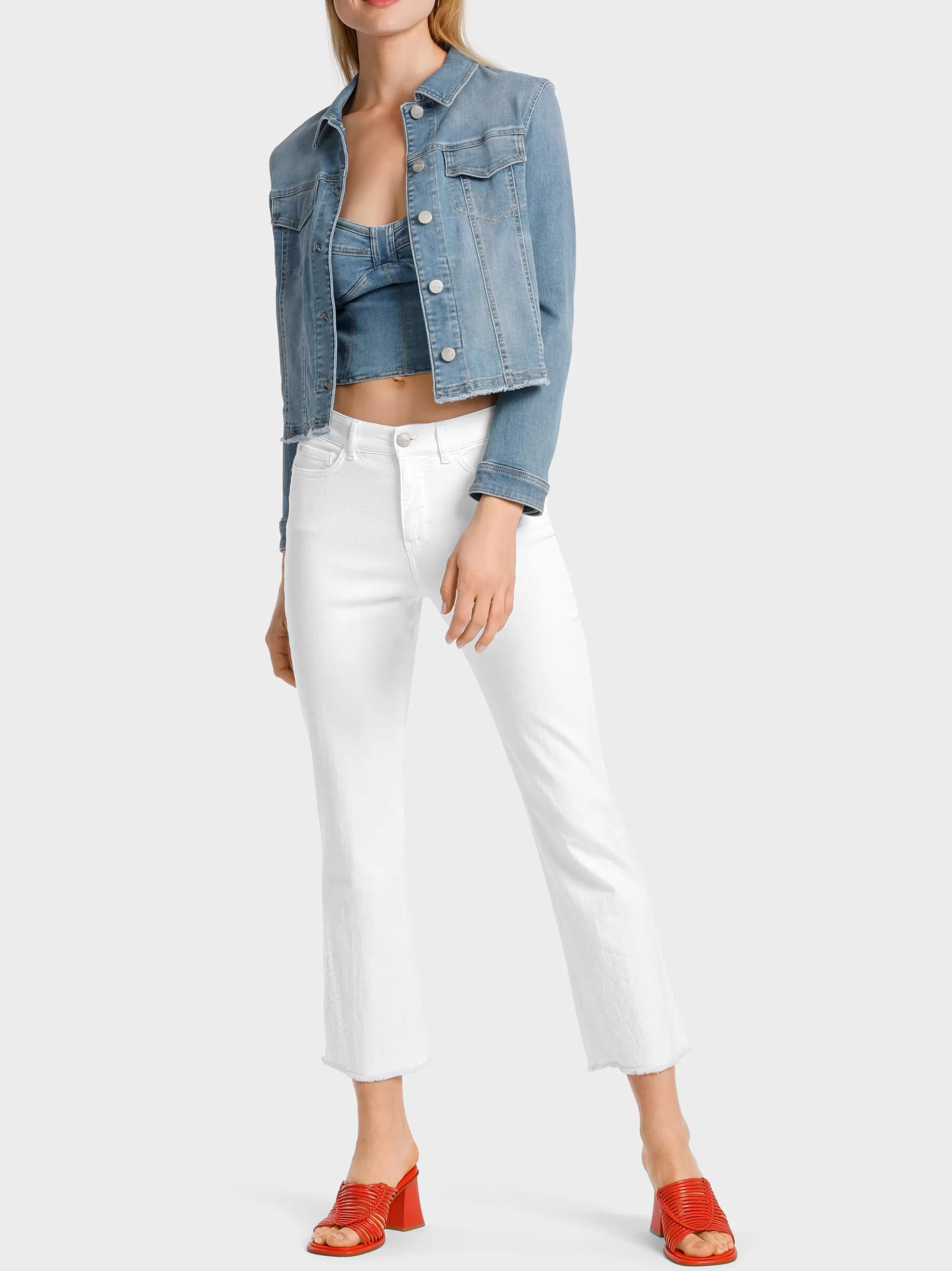 Outlet Marc Cain Modell FORLI – Jeans “Rethink Together” white