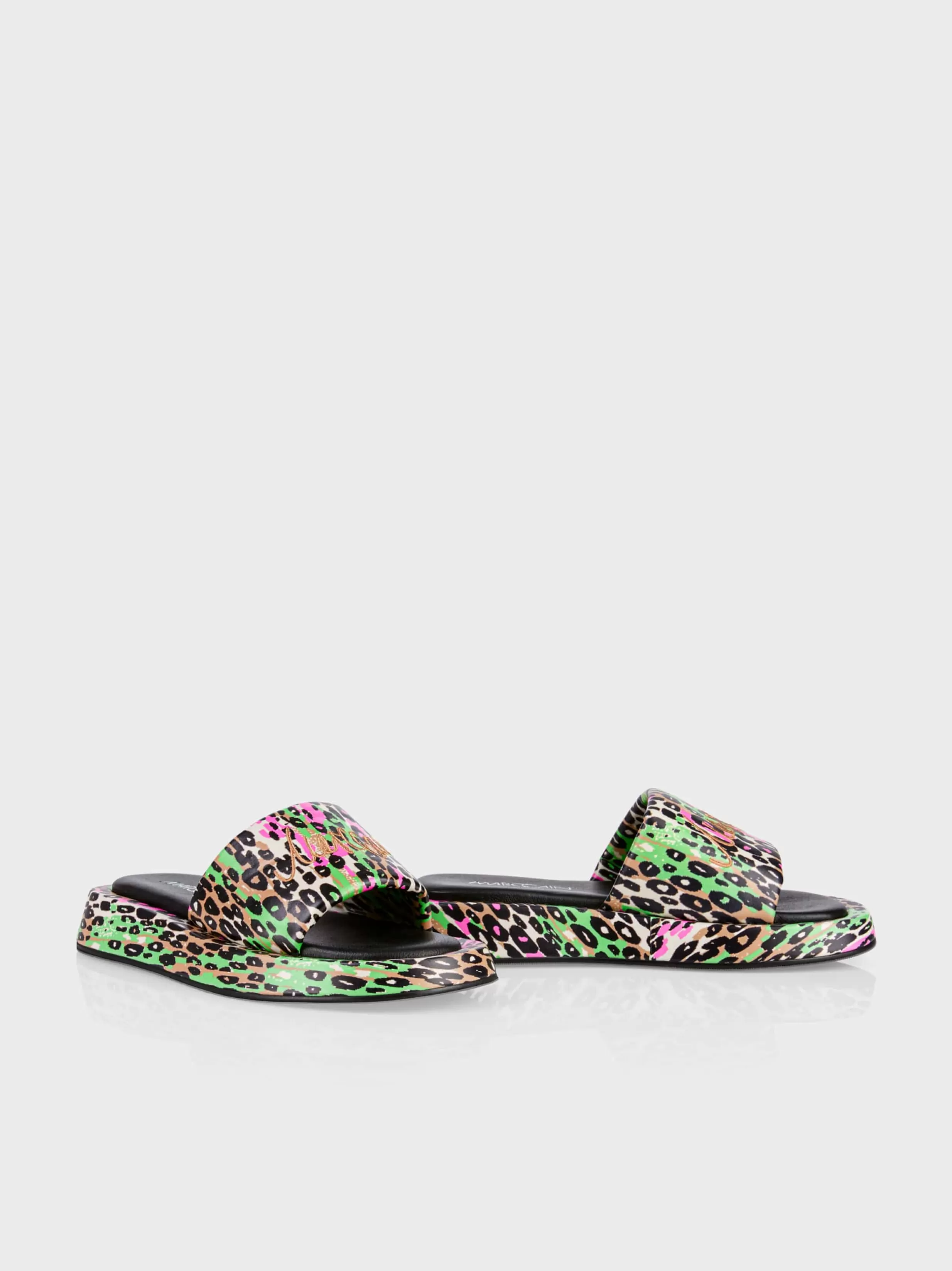 Discount Marc Cain Mules mit Print bright camel