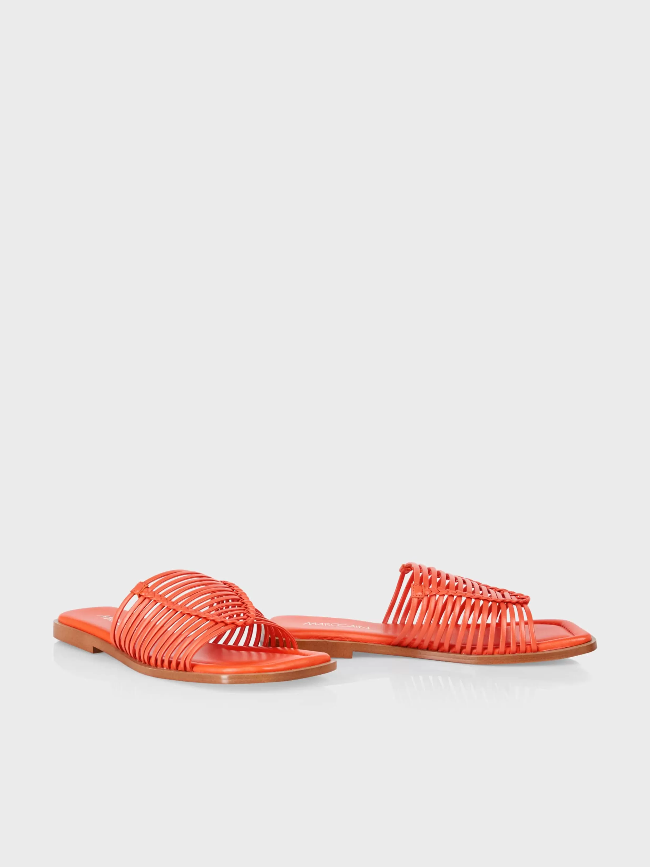 Shop Marc Cain Pantoletten mit schmalen Riemchen bright tomato