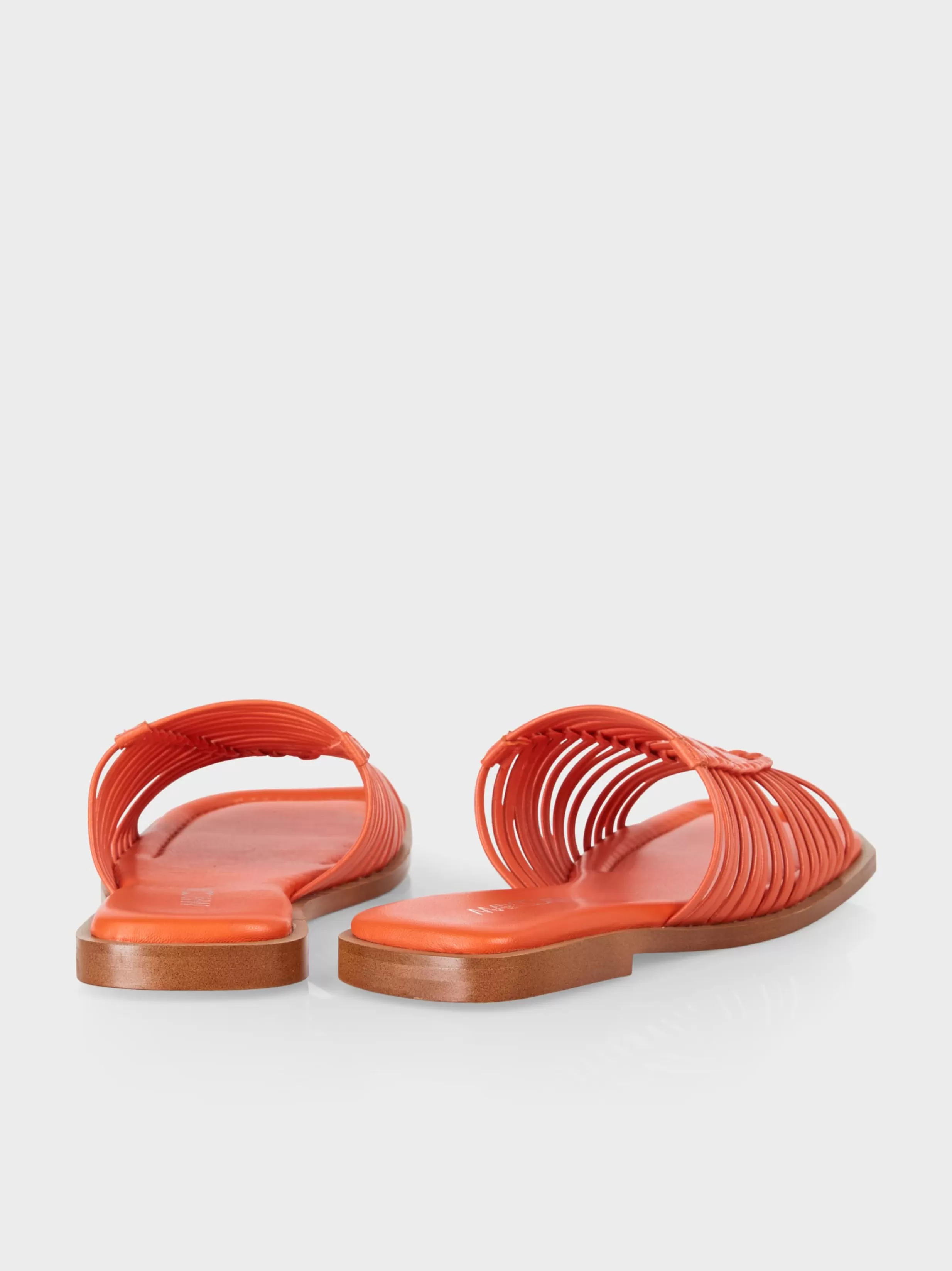 Shop Marc Cain Pantoletten mit schmalen Riemchen bright tomato