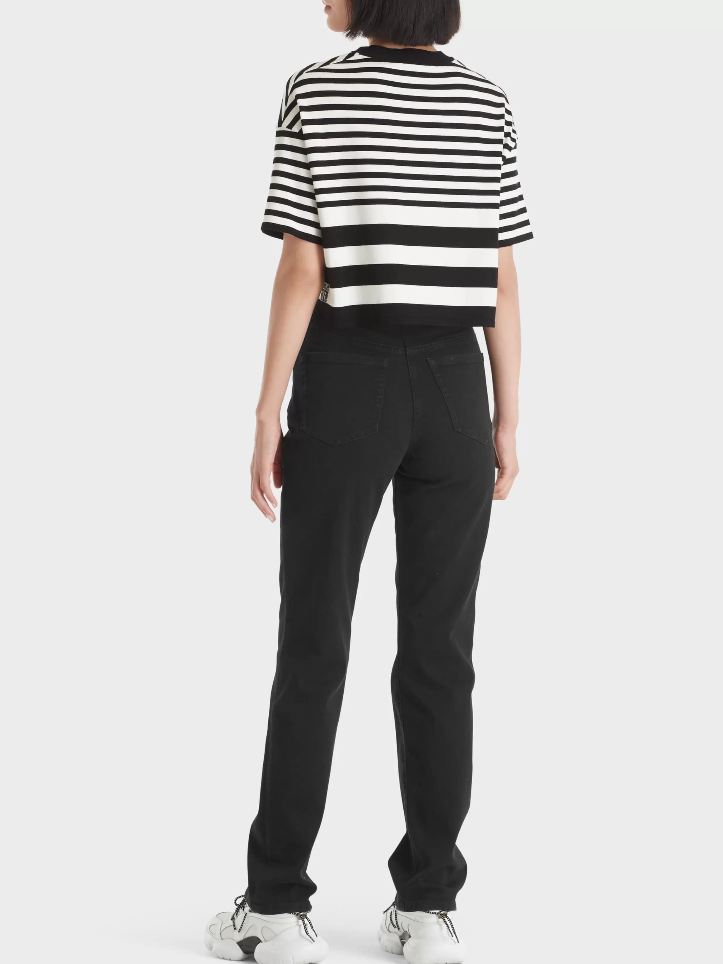 Shop Marc Cain „Rethink Together“ Jeans FYLI black