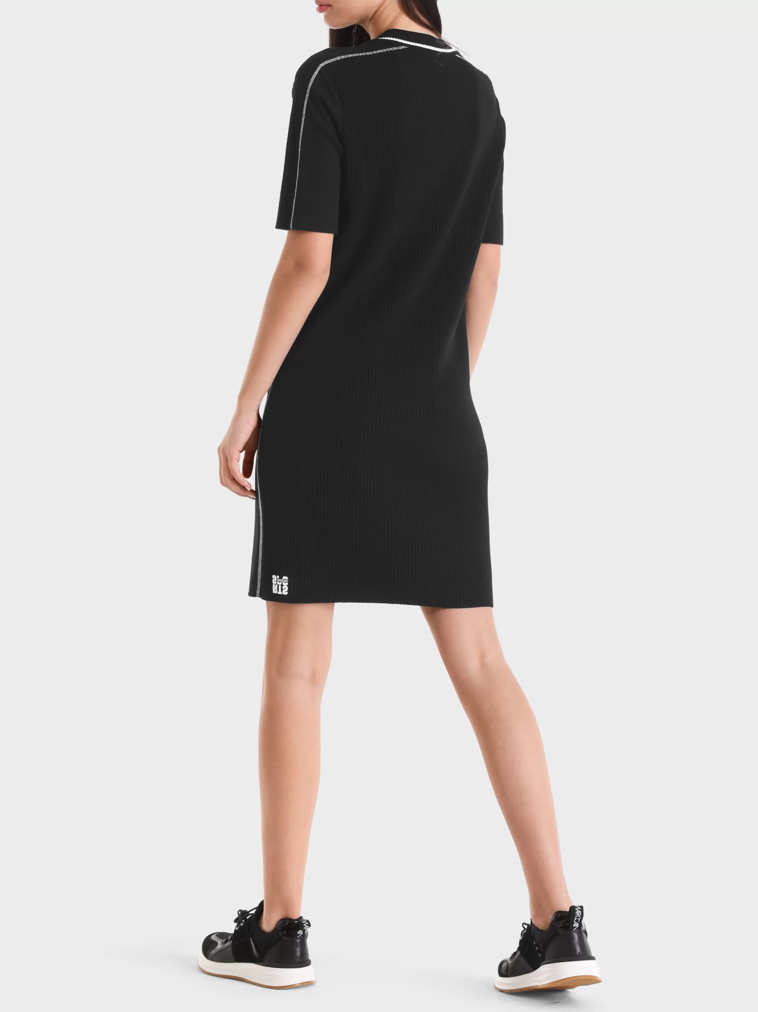 Store Marc Cain „Rethink Together" Kleid aus Viskosemix black