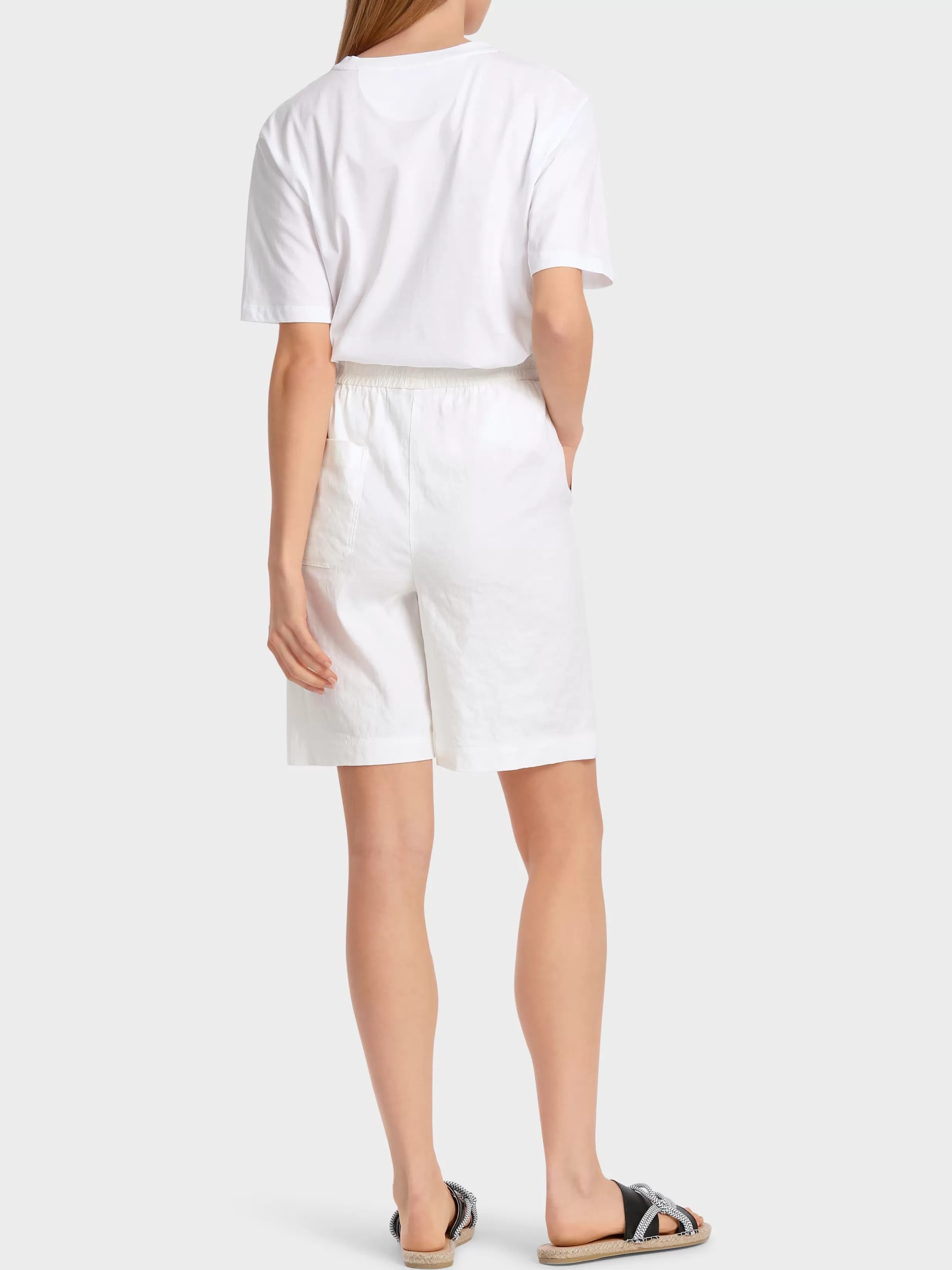 Shop Marc Cain Shorts Modell WITTEN white