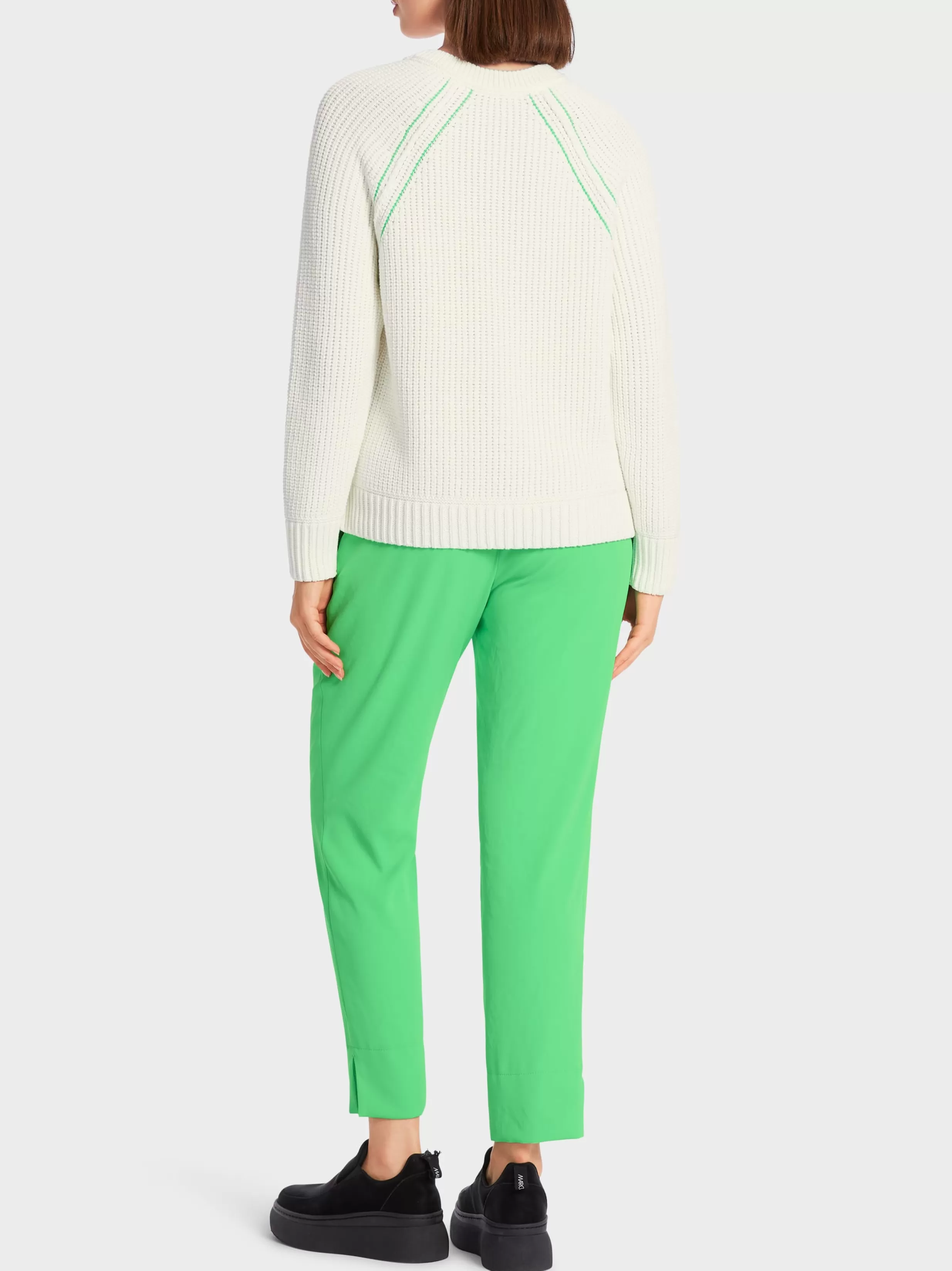 Shop Marc Cain Sweater mit Print – Knitted in Germany off-white