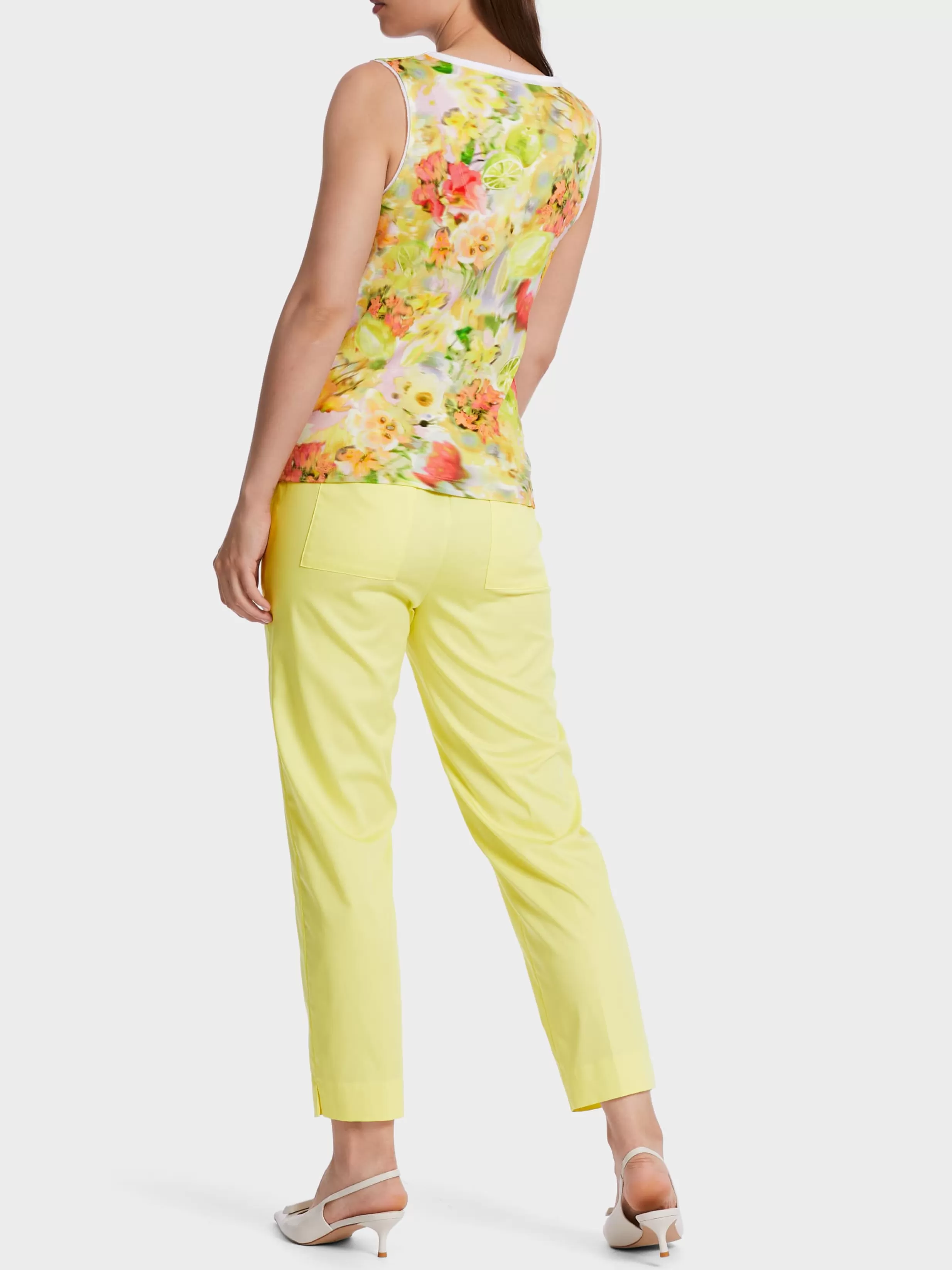 Fashion Marc Cain Top im blurry Blumen-Dessin pale lemon