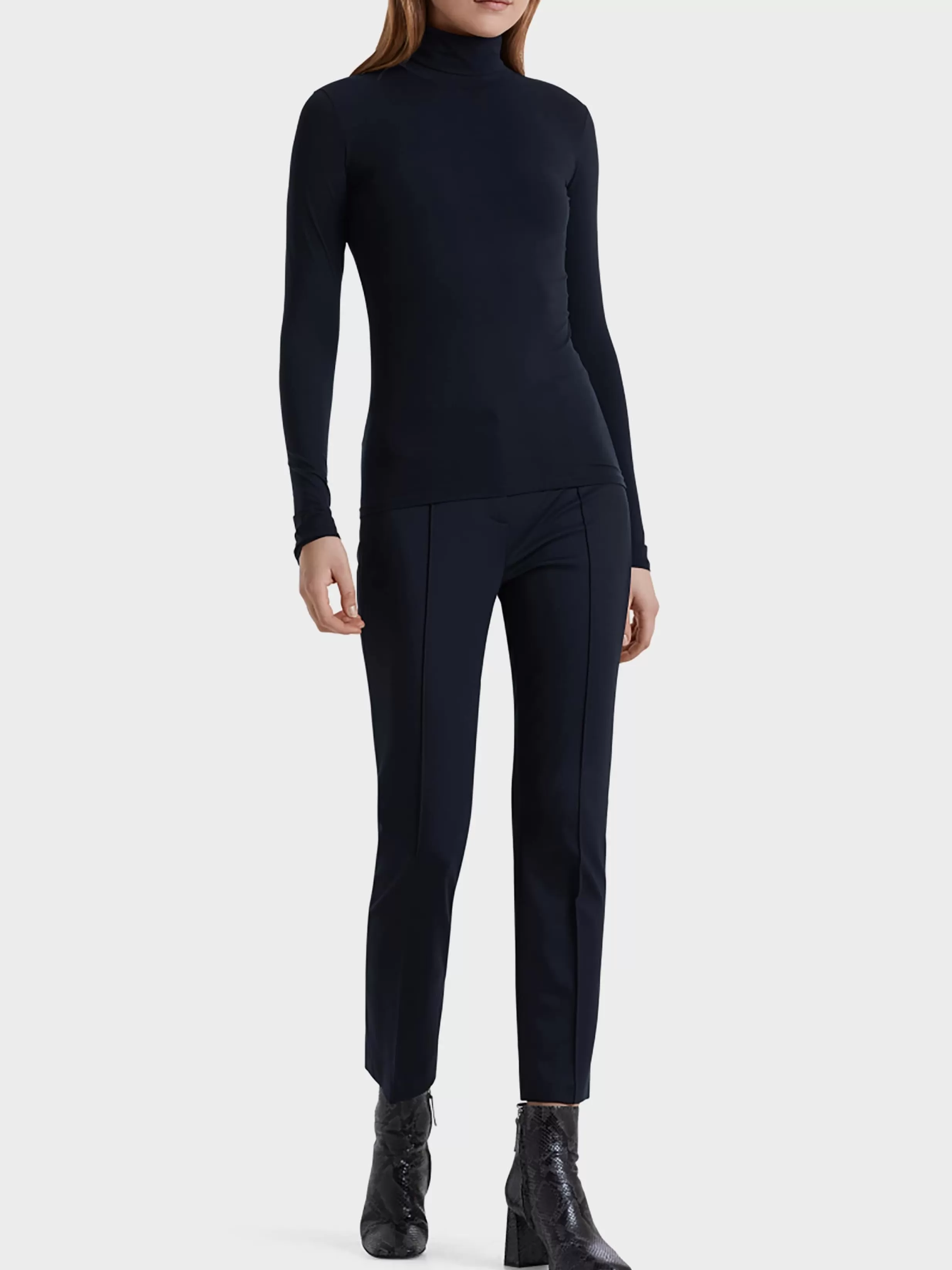 Outlet Marc Cain Zarter Rollkragenpullover midnight blue